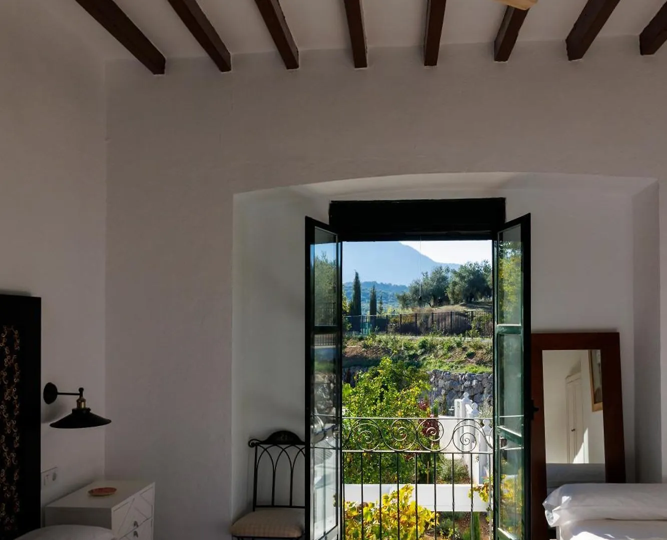 Finca Las Pecas Zambra Spain